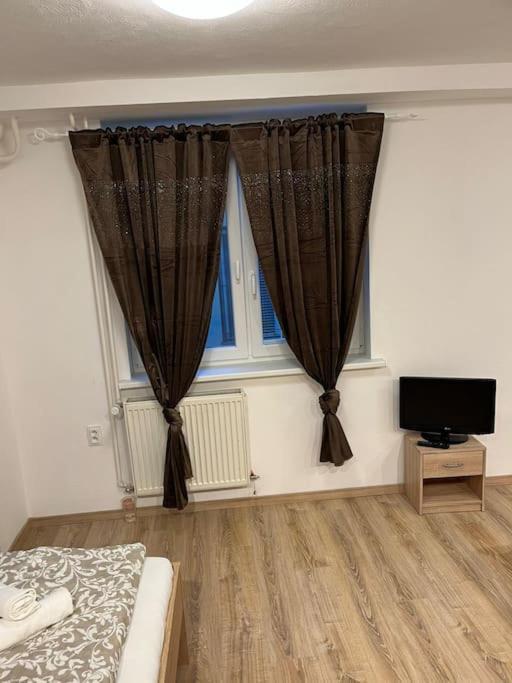 Apartamento Bada Bing Plaza Bratislava Exterior foto